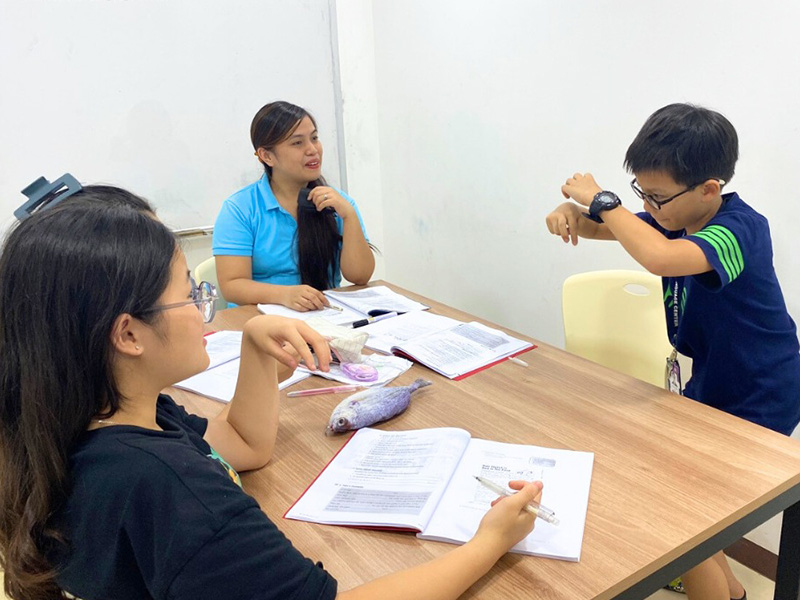 Vera Academy - Khóa học Tiếng Anh giao tiếp
